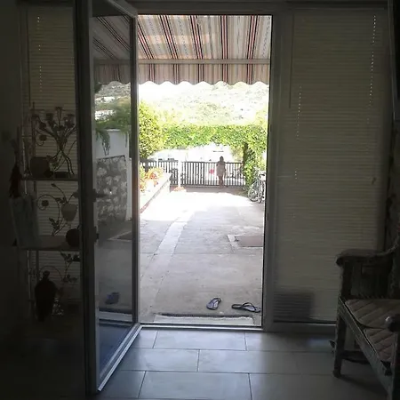 Guest house Studio Apartman Frankovic 3*