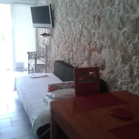Studio Apartman Frankovic 3* Rogoznica (Sibenik-Knin)
